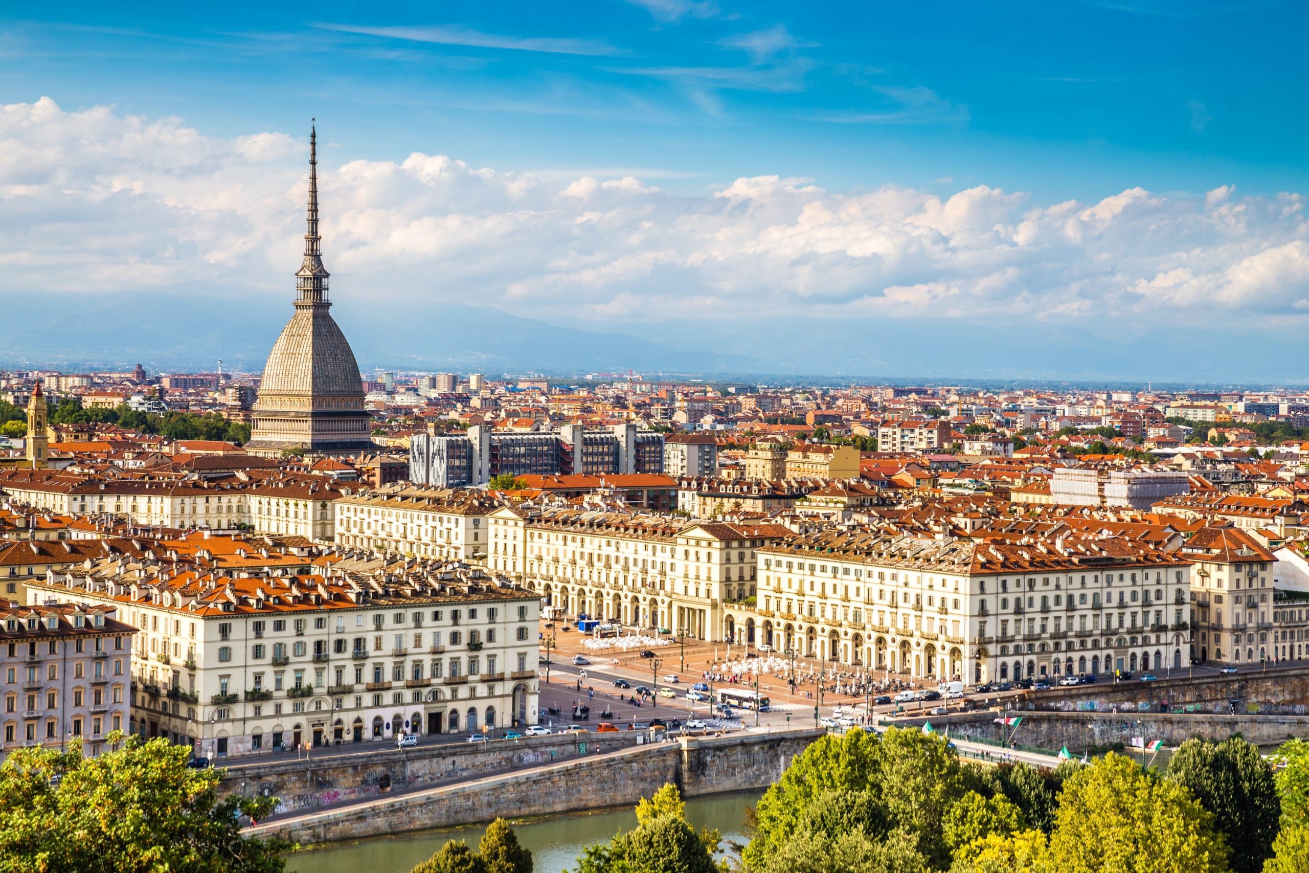 view-of-turin-center-with-mole-antonelliana-italy_header-144980